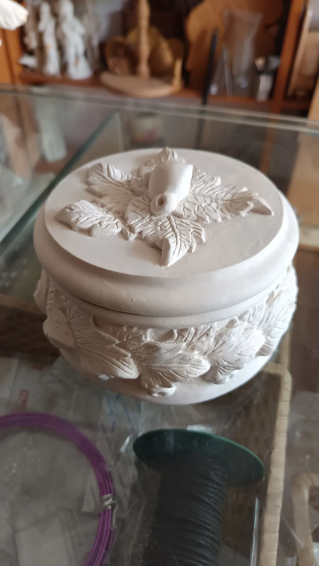 Cofre hojas escayola 15cm