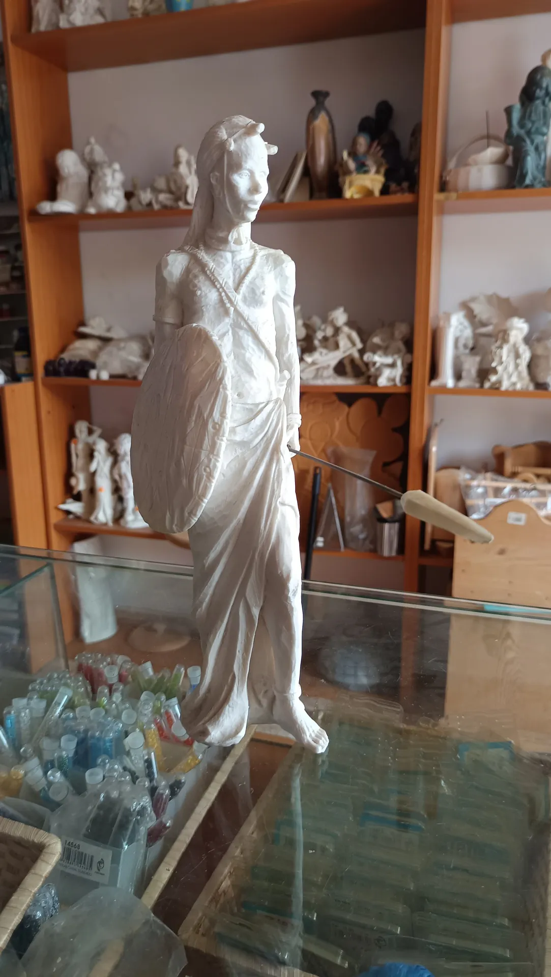 Guerrero Massai  marmolina  - 30cm