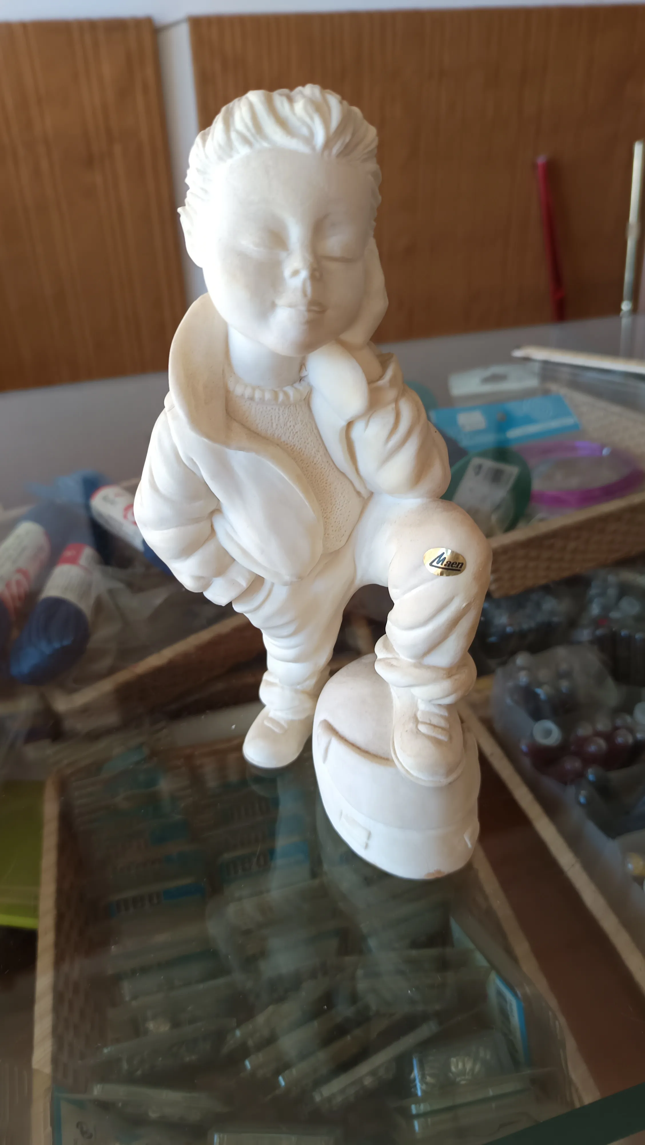 Niño casco marmolina 22cm