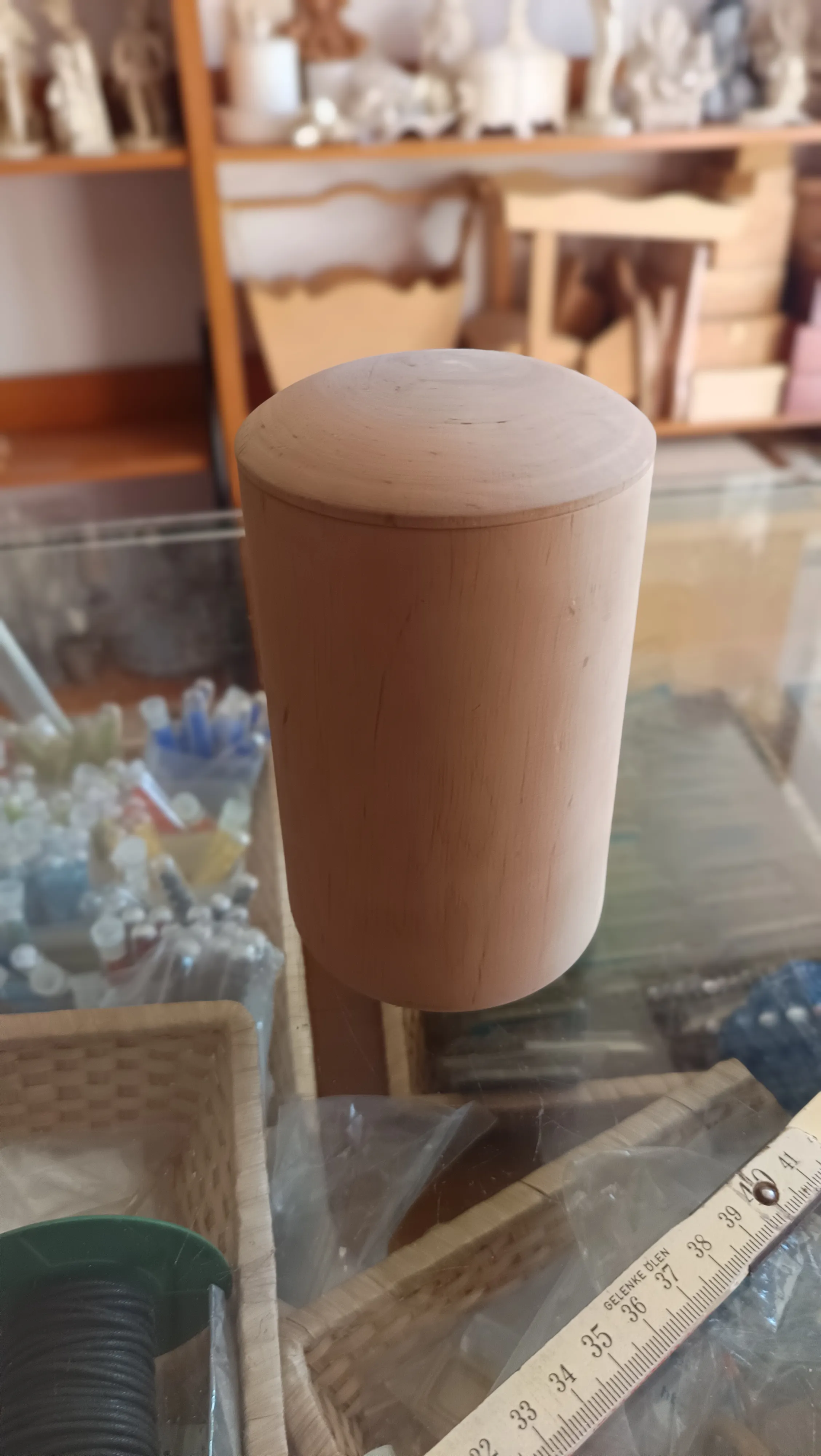 Bote de madera con tapa 15x9cm