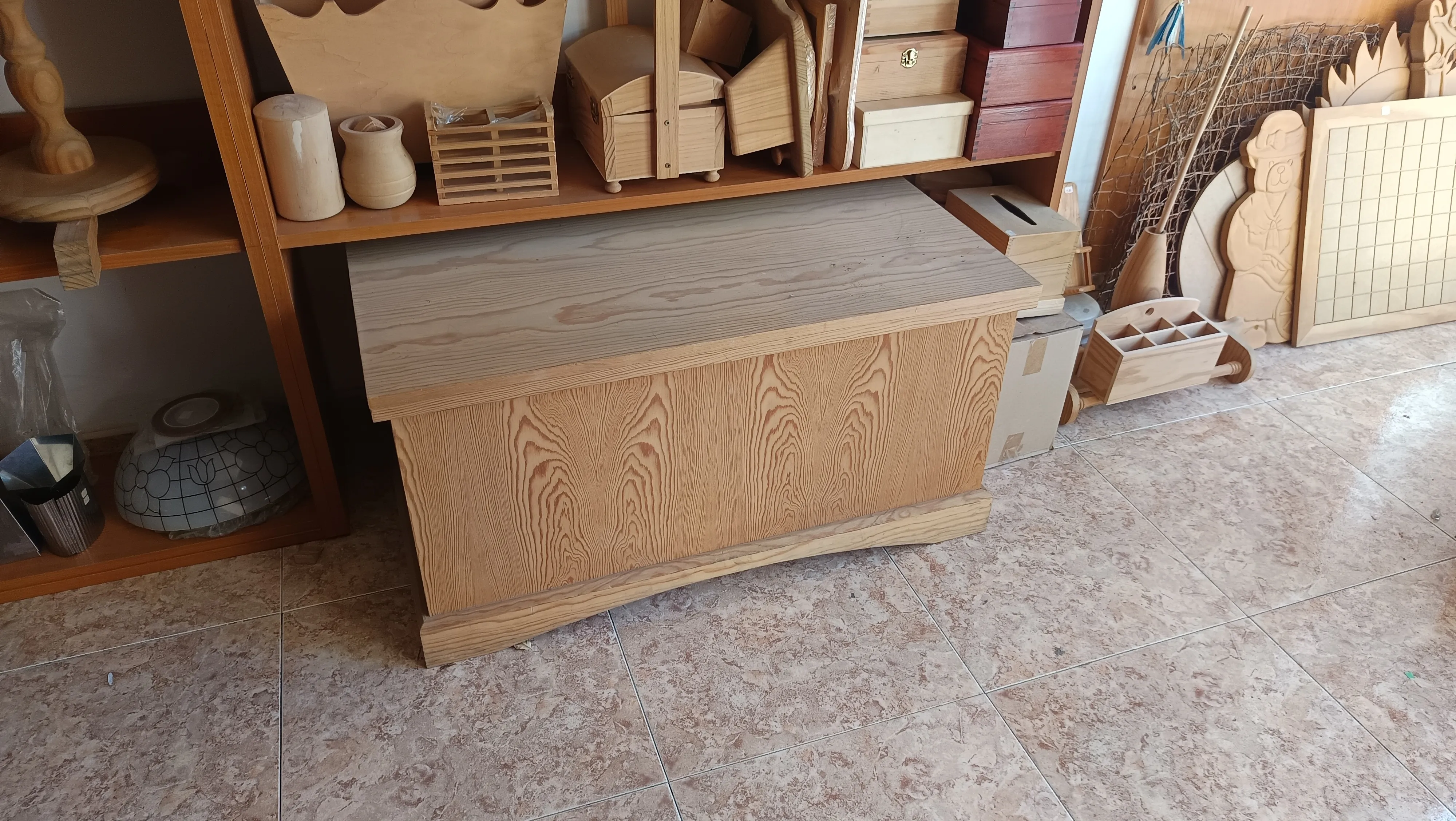 Baúl madera 90x45x46cm